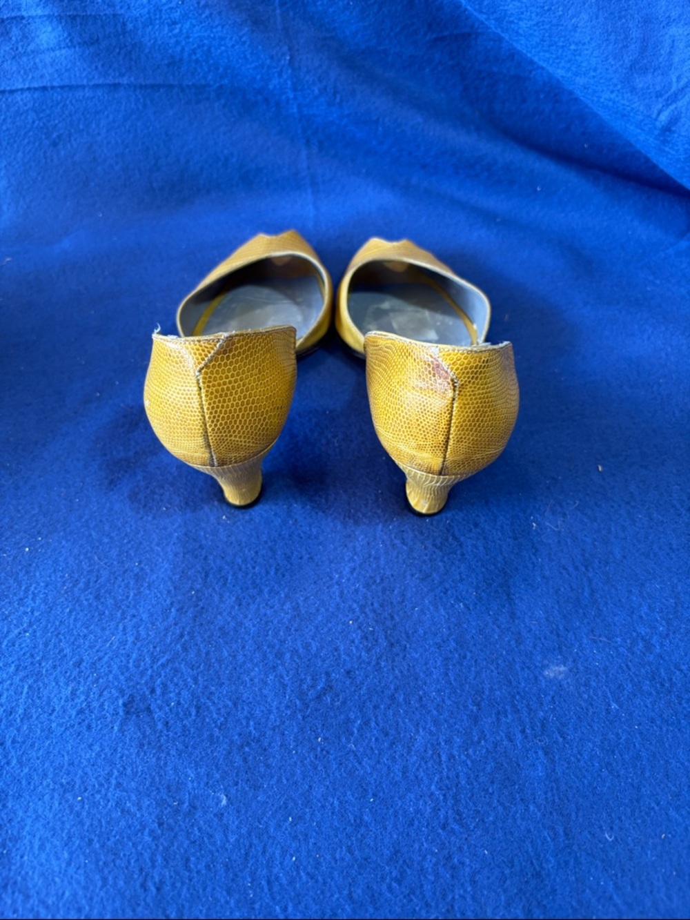 Susan Bennis Warren Edwards, featuring a yellow textured leather finish - Picture 2 of 3